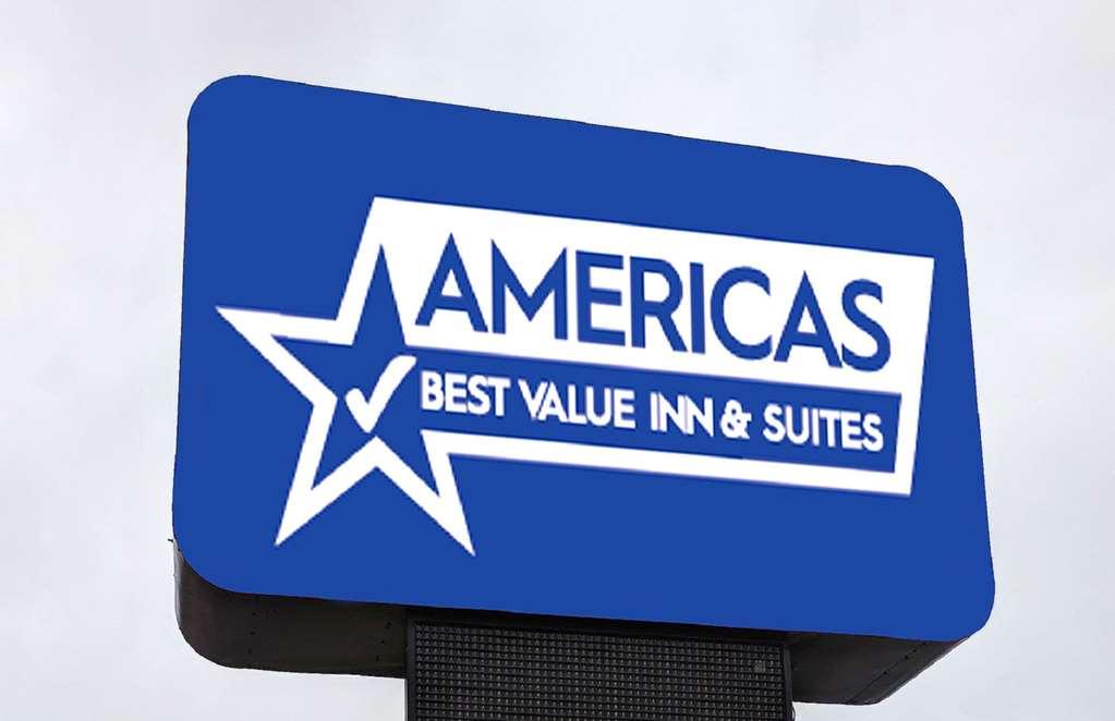 Americas Best Value Inn Стокбридж Экстерьер фото